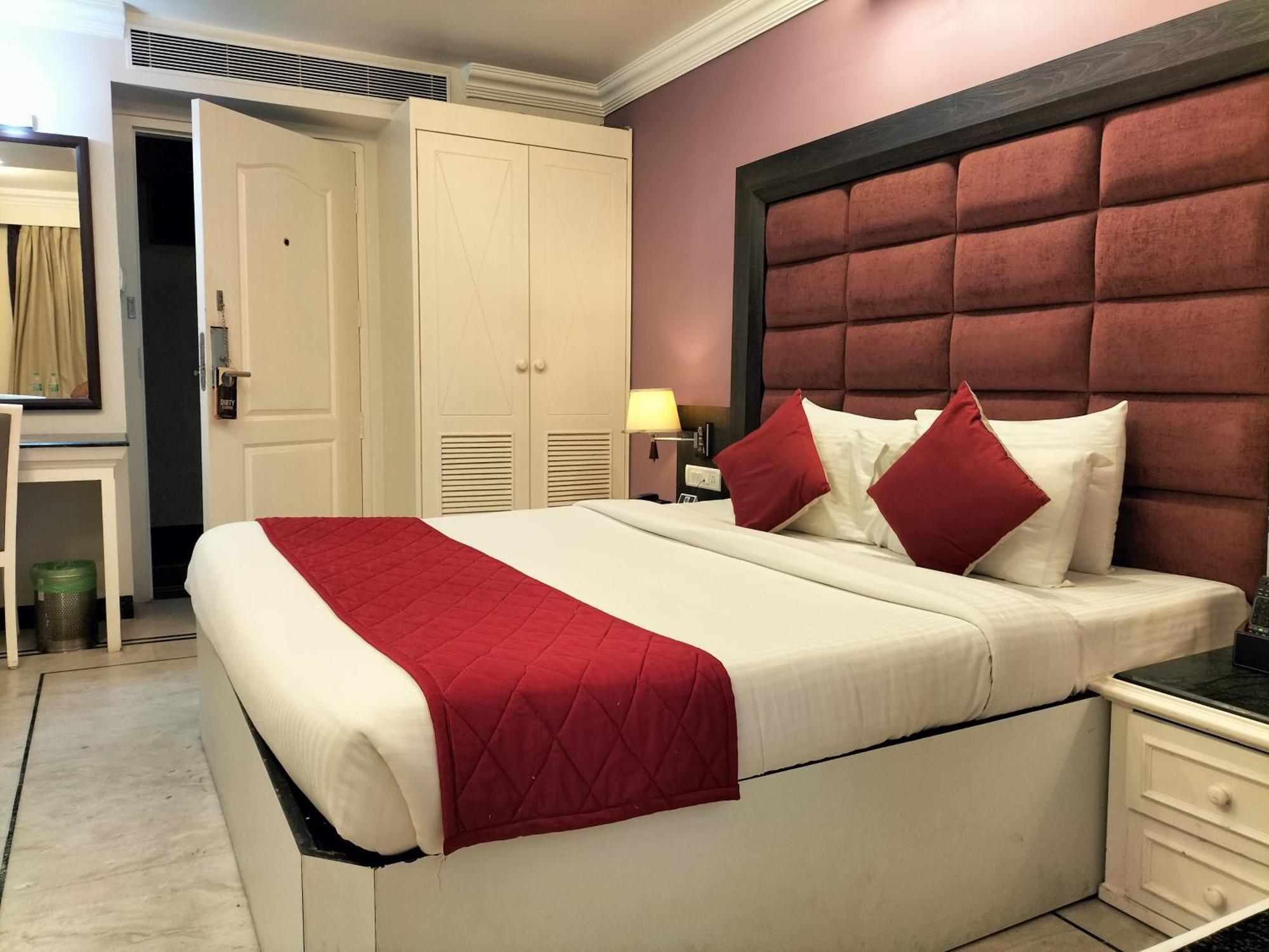 Zip By Spree Hotels Surabi International Vellore Exterior foto